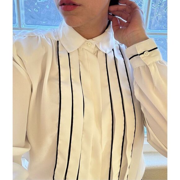 Nicola size 8 women’s French girl button up cream blouse pleated long sleeve col - Picture 1 of 7